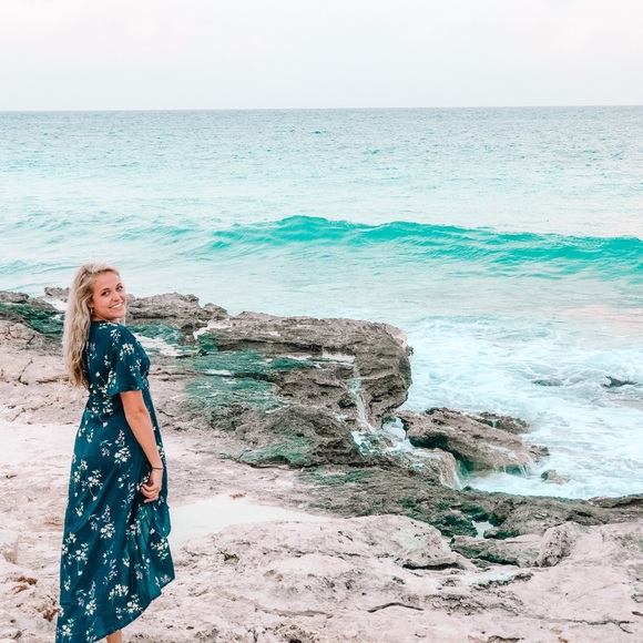 Meet your Posher, Maggie - Picture 1 of 1